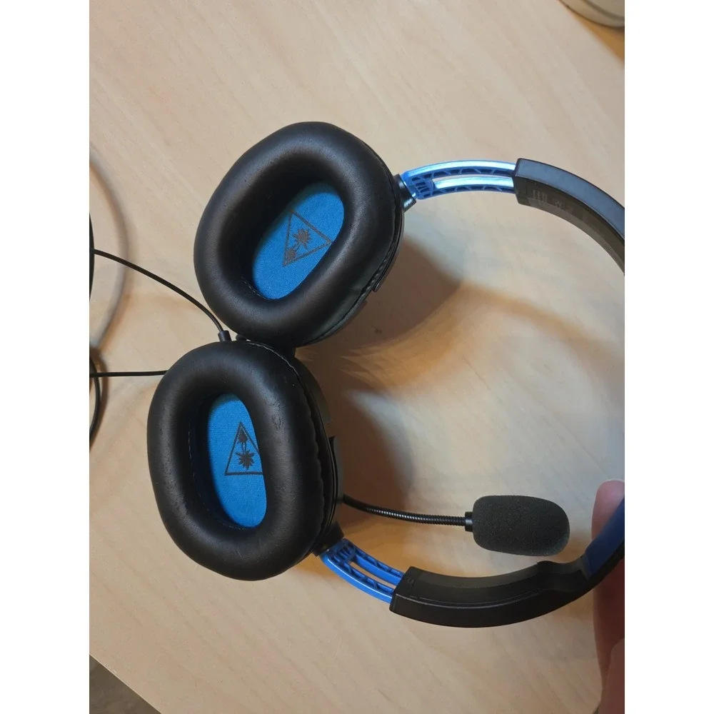 Turtle Beach Wired Gaming Headset for PS4/PS5 - Black/Blue